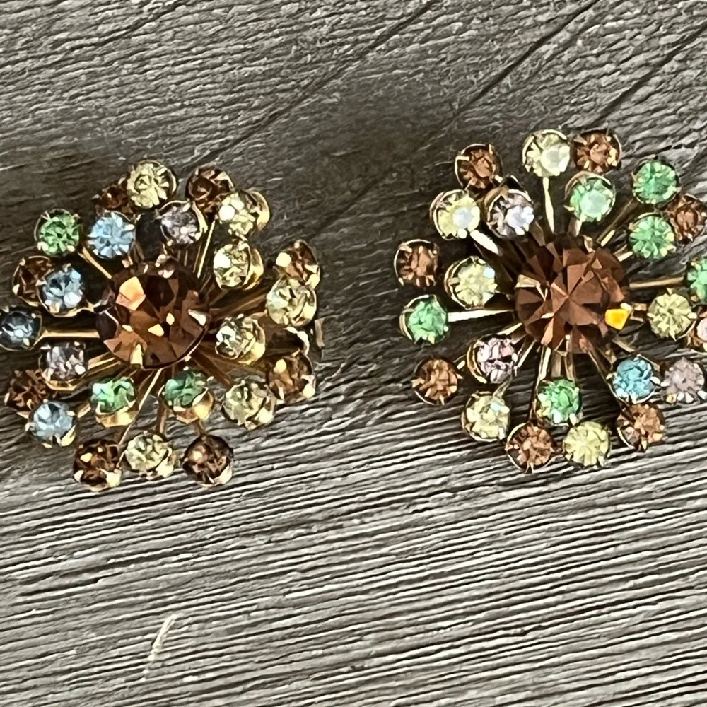 Vintage Glowers Uranium Multi-Color Crystal starburst clip Earrings mid-century - Picture 5 of 9